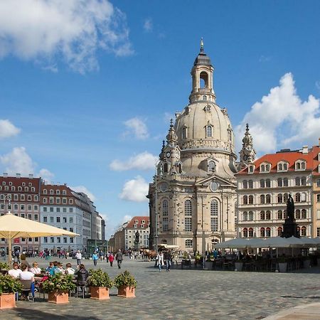 Großes Apartment im Zentrum von Dresden, 2 Schlafzimmer, 2 Bäder, Balkon Exterior foto